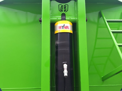 Volteo Góndola Tina De 30 Metros Cubicos Con 3 Ejes