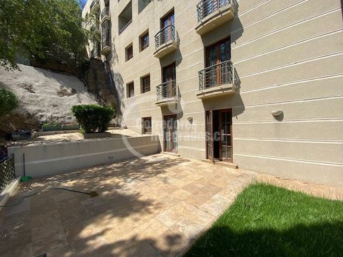 Departamento En Arriendo De 5 Dorm. En Vitacura