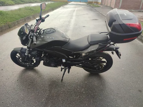 Dominar 250