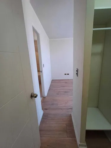Vende O Arrienda Año Corrido 2d (96806)