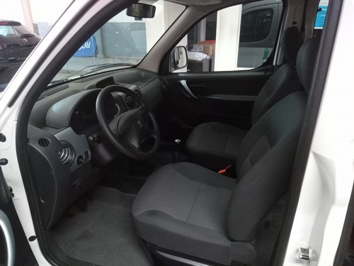 Imagen 7 de 11 de Peugeot Partner Patagonica Vtc Plus Hdi Dl