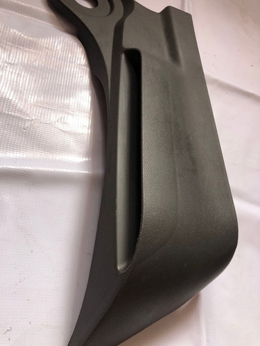 Tapa Moldura Lateral Asiento Izquierdo Ford Fiesta 04-11 (Usado)