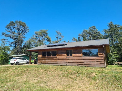 Parcela Con Casa Y Cabaña A 5 Min De Los Lagos, 5000 M