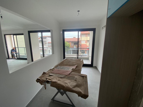 Venta De Piso 4 Ambientes Saenz Peña