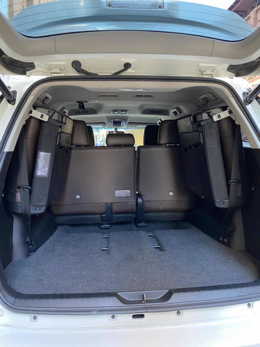 Imagen 18 de 25 de Toyota Sw4 2018 2.8 Srx 177cv 4x4 7as At Automatica Lucsc