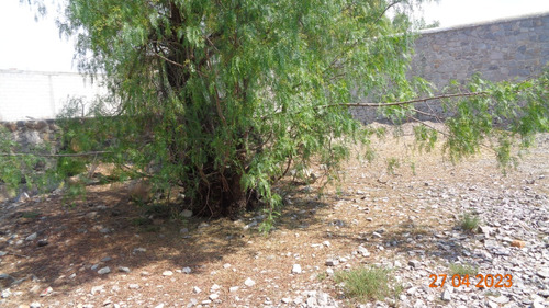 Terreno Regular, En Privada, Ideal Para Casa Habitación O Negocio Comercial, De 680m2, Bardeado Al 90%, Con Cimentación De Piedra Y Block De Tabique, En Villas De Tezontepec, Hidalgo