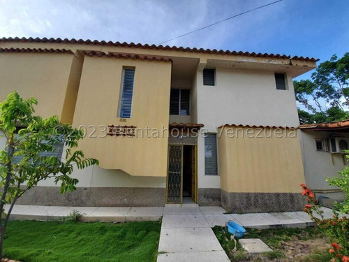 Mehilyn Perez. Casa En Venta En Barici Barquisimeto