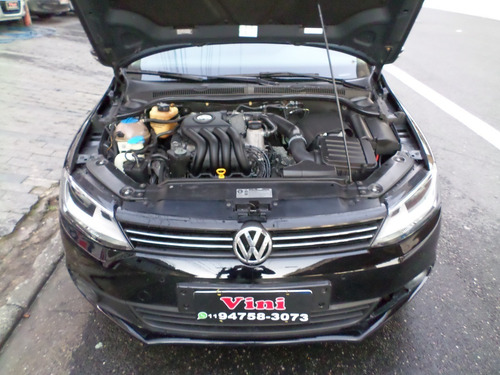 Imagem 9 de 9 de Volkswagen Jetta Confortline 2.0 8v Flex 2012/2012