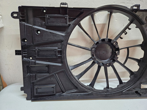 Tolva Moto Ventilador Chevrolet Onix 21-22-2023 Vend. Face