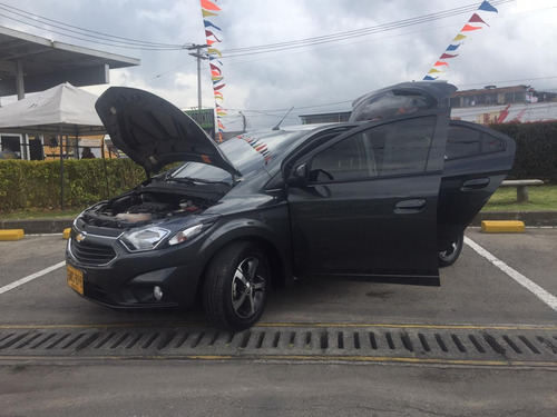 Chevrolet Onix 1.4 Mt