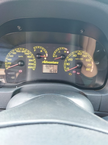 Imagem 5 de 6 de Fiat Strada