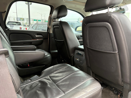 Chevrolet Tahoe D Suv Piel Cd 2a Fila Asientos At
