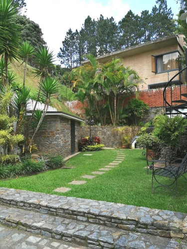 Imagen 2 de 16 de Casa En Venta Urb. El Hatillo 19705