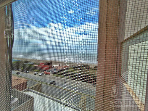 Departamento De Dos Ambientes Con Muy Linda Vista Lateral Al Mar!!