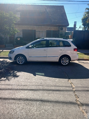 Volkswagen Suran 1.6 Imotion Highline 110cv