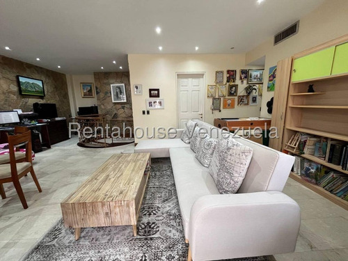 Apartamento En Venta En Campo Alegre En Edificio Con Pozo