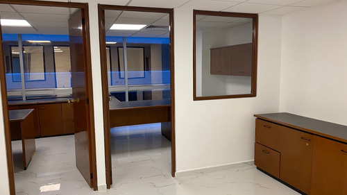 Imagen 6 de 12 de Oficinas En Renta En Bosques De Las Lomas