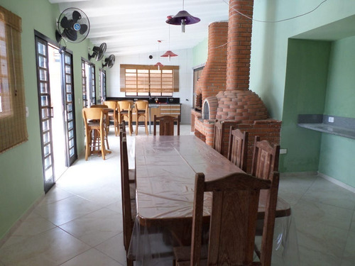 Imagem 11 de 22 de Chácara 2000m2, Condominio Fechado, 3 Suítes, Lavabo, Área De Lazer Gourmet, 17 Vagas Para Garagem, Piscina, Campo De Futebol, Pesqueiro, Horta - Ch00113 - 69796647