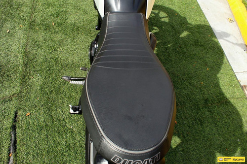 Ducati Scrambler Dark