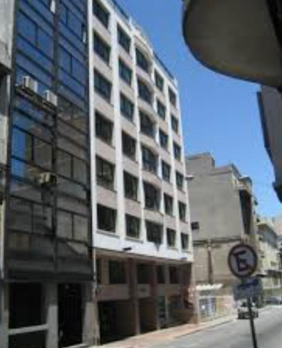 Imagen 6 de 7 de 2 Muy Buenas Oficinas En Ciudad Vieja Ref 601