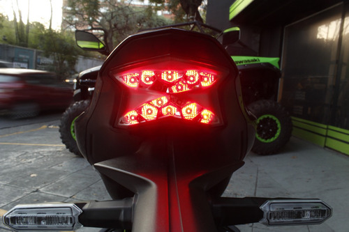 Imagen 25 de 25 de Kawasaki Z900- Entrega En El Día! Llévatela Con Accesorios!!