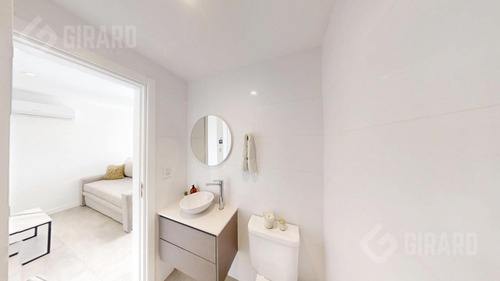 Departamento A Estrenar En Venta De 2 Amb En Zona Plaza Mitre, Cochera Y Baulera