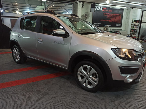 Renault Sandero Stepway 1.6 Privilege 105cv