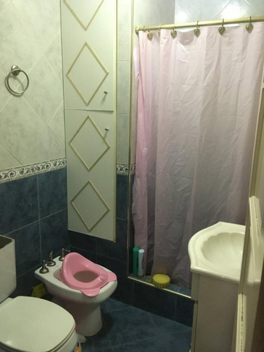 Imagen 8 de 16 de Chalet 2 Plantas De 6 Amb C/ Cochera Y Fondo Libre ** Ideal 2 Familias **
