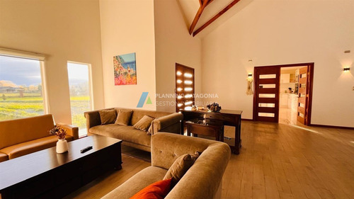 Casa En Venta De 4 Dorm. En Frutillar