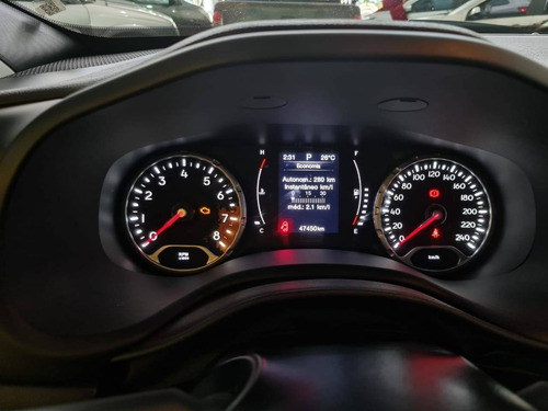 Imagem 6 de 12 de Jeep Renegade 1.8 16v Flex Longitude 4p Automático
