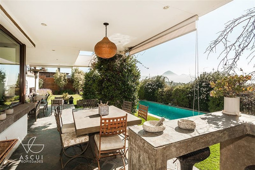 Imagen 4 de 20 de Casa En Venta De 4 Dorm. En Las Condes