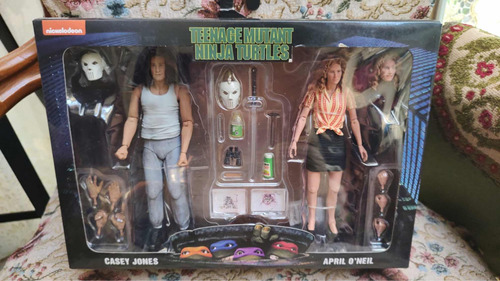 Neca Tortugas Casey Jones Abril Oneil