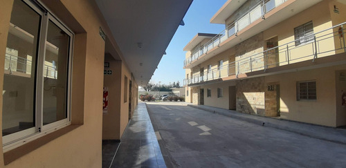 Imagen 2 de 21 de Departamento 2 Amb Solares De Moreno 3 Con Patio