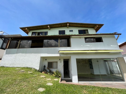 Imagen 2 de 30 de Se Vende Casa Actualizada 500 M2 5h/7b/3p La Boyera
