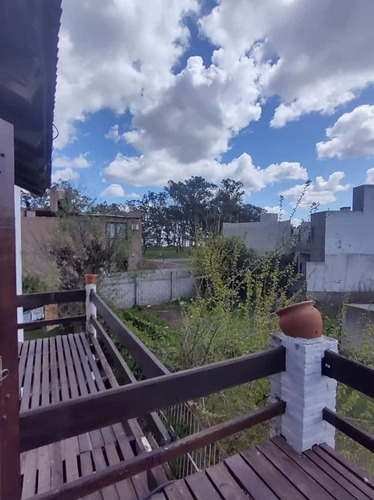 Departamento Tipo Duplex Con Cochera A 100 Metros De Laguna De Chascomus