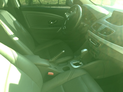 Imagem 5 de 13 de Renault Fluence