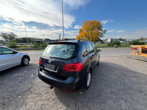 Volkswagen Suran 1.6 Trendline 11b