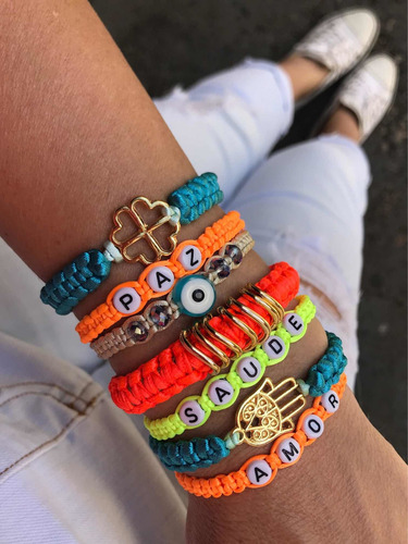 Imagem 2 de 10 de Pulseira Moda Blogueira Praia Verão Olho Grego Búzios Cavalo