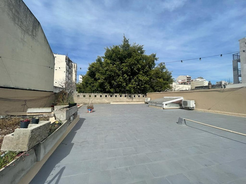 Impecable Casa 4 Amb + Local O Garage. Lote Propio 10.37x13.