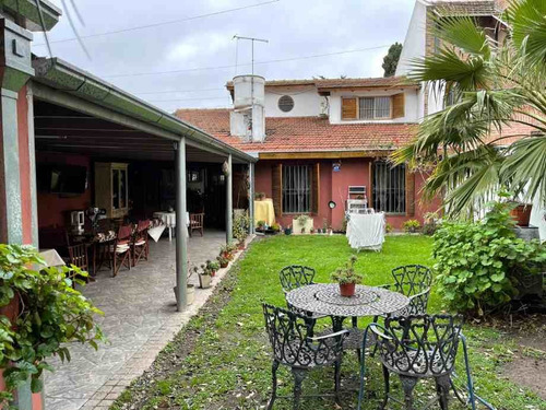 Imagen 9 de 14 de Chalet En Venta En Castelar Norte