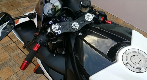 Yamaha Yzfr1