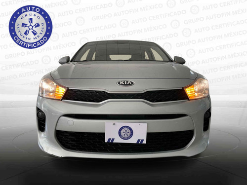 Imagen 8 de 15 de Kia Kia Rio Hb 2018 5p Hb Lx, Tm6, Ve, F. Niebla, Ra-15