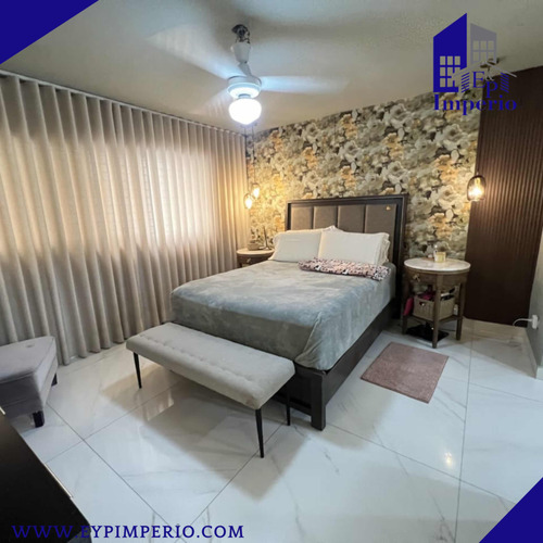 Se Vende Apartamento De 3 Habitaciones En Urb. Real