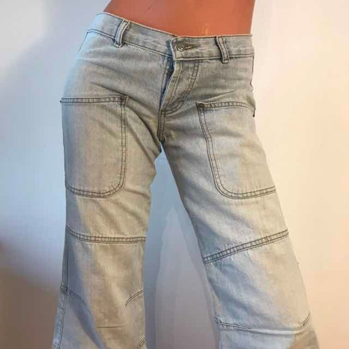 Bermuda De Jeans Con Bolsillos