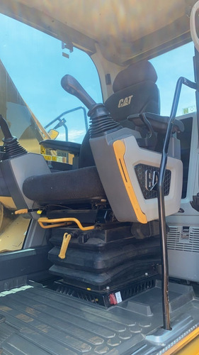 Imagem 8 de 10 de Escavadeira Caterpillar 320
