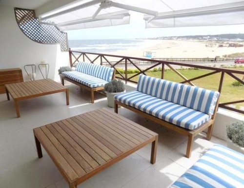 Apartamento En Venta De 2 Dormitorios En Manantiales