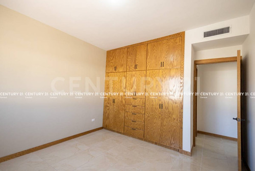 Casa En Venta En Residencial Valdivia Chihuahua Chih.