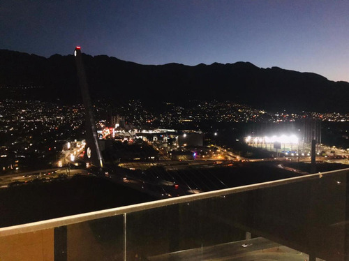 Departamento Nuevo En Venta Torre In Col Santa María Monterrey N L $5,400,000