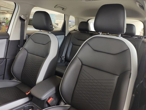 Volkswagen Taos 1.4 250 TSI TOTAL FLEX COMFORTLINE AUTOMÁTICO