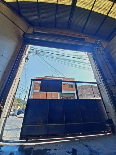 Imagen 2 de 13 de Galpón Depósito En Venta